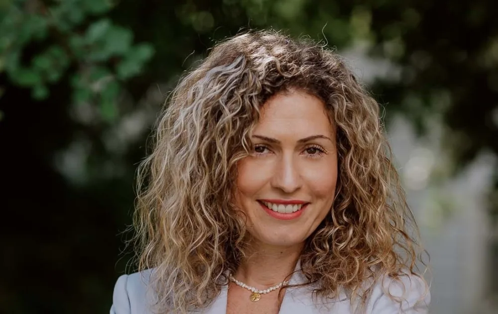 Το όραμα της Κρίστης Αγαπητού για ένα βιώσιμο και ανθρώπινο Χαλάνδρι - στήριξη σε επιχειρηματικότητα και καινοτομία