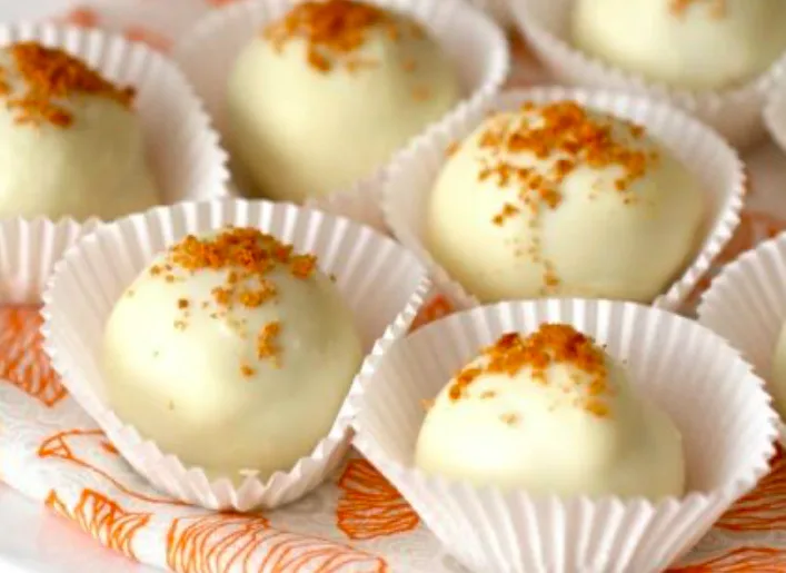 Εleni Kapnia: Συνταγή για τρούφες με κολοκύθα και μελομακάρονα