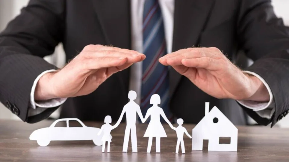 Λήγει σήμερα, 14/2 η προθεσμία για έκπτωση στον ΕΝΦΙΑ στις ασφαλισμένες κατοικίες