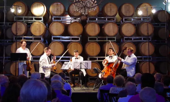 Music for a Wine: Που βρίσκουμε την κλασική μουσική συνδυασμένη με φιάλες κρασιών;