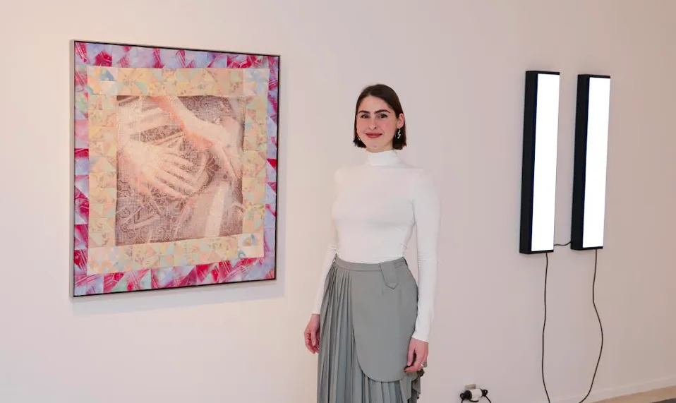 Κάνουμε “Check in” στη νέα έκθεση της SG Gallery στο St. George Lycabettus