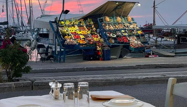 Οι πιο ενδιαφέρουσες στάσεις στην πόλη της Αίγινας