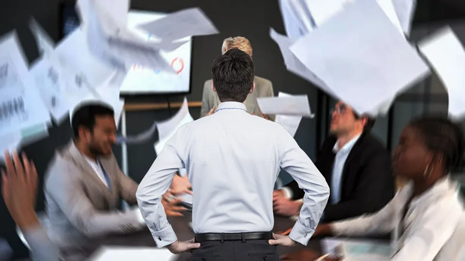 Σας παρακαλώ να μην του μοιάσετε