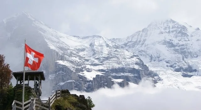 Χορήγηση υποτροφιών της κυβέρνησης της  Ελβετίας κατά το ακαδημαϊκό έτος 2015-2016