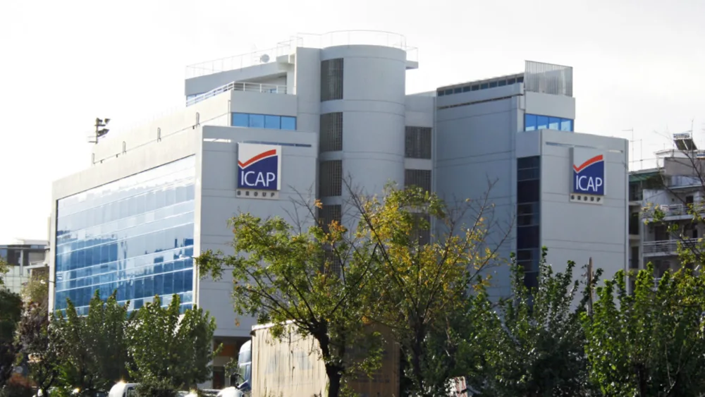 Οι ελληνικές επιχειρήσεις περιόρισαν την αξία και τον χρόνο πίστωσης στους πελάτες τους