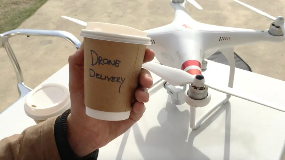 Στην Πάτρα κάνουν delivery με... drone! (vid)