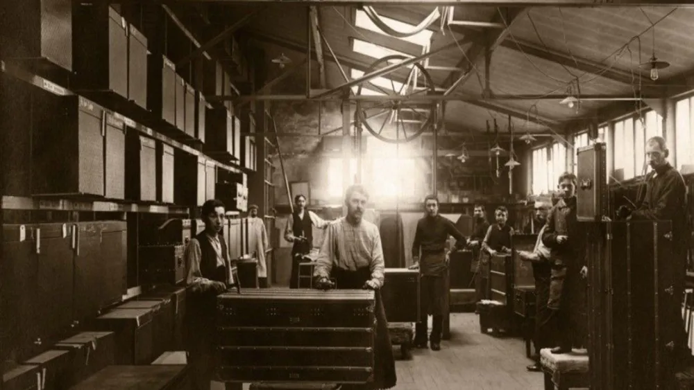 Louis Vuitton: Ο οραματιστής που έχτισε μία αυτοκρατορία επειδή κατάλαβε ότι το παν είναι το ταξίδι