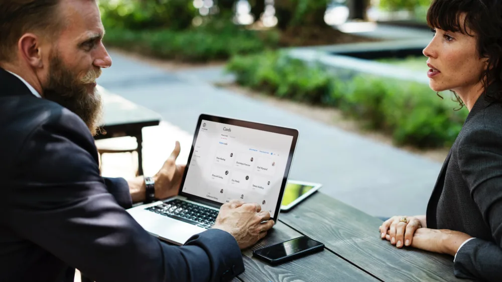 Η Revolut εγκαινιάζει "Πάγια Εντολή Πληρωμών (Direct Debits) ευρώ" για τους Έλληνες πελάτες