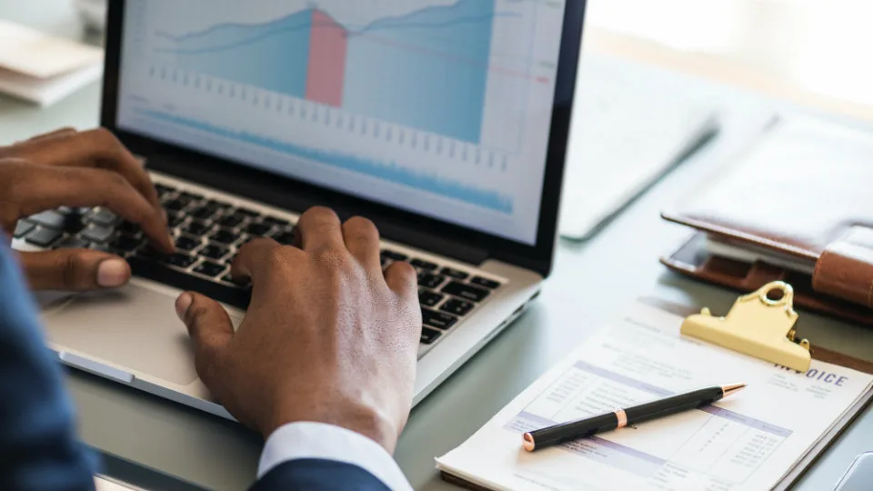 Adecco: Αύξηση των εταιρειών που αναζητούν στελέχη - έλλειμμα δεξιοτήτων στους υποψηφίους [video]