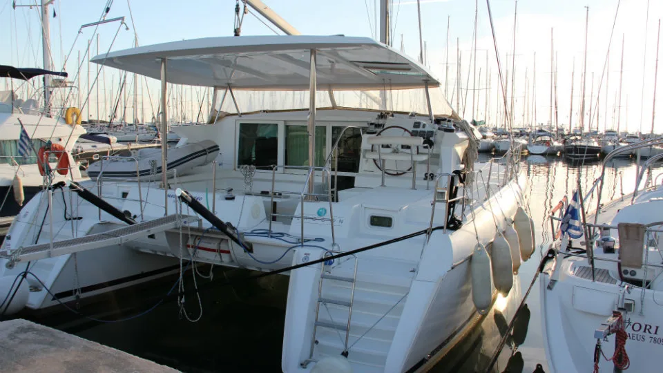 Υπουργείο Τουρισμού: Άδεια λειτουργίας στη μαρίνα Αλίμου