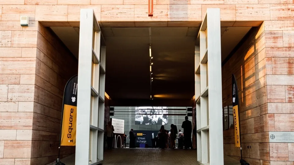 iSquare: 10 χρόνια παρουσίας στην ελληνική και κυπριακή αγορά