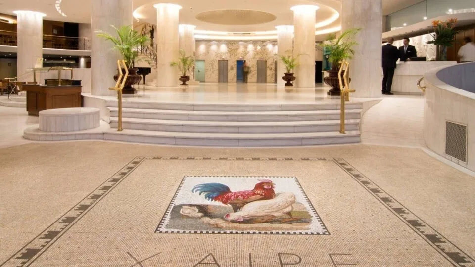 Στα «χέρια» βρετανικού ομίλου πέρασε το Titania Hotel στην Αθήνα