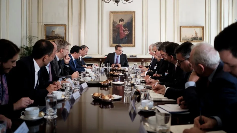 Μητσοτάκης σε τραπεζίτες: «Έχετε αναγγείλει αυξήσεις. Αυτό δεν μπορούμε να το δεχθούμε»