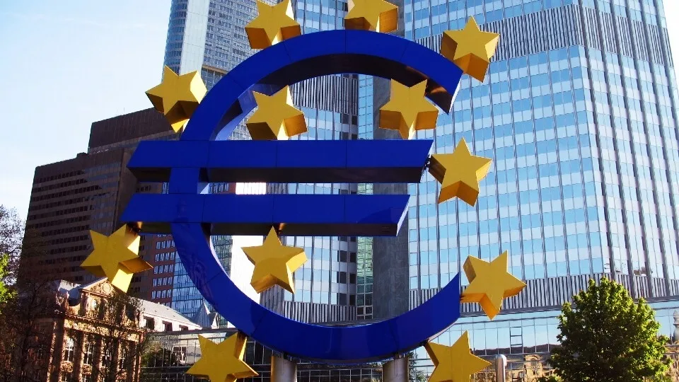 ΕΚΤ: Η μάχη κατά του πληθωρισμού δεν έχει τελειώσει