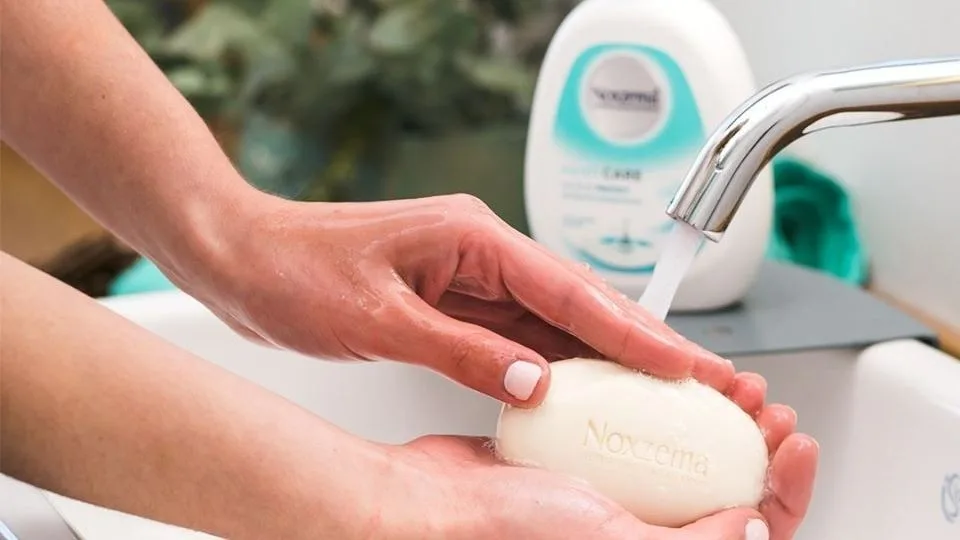 Το Noxzema στηρίζει τη δράση των ιδρυμάτων Γιατροί του Κόσμου και Κιβωτός του Κόσμου