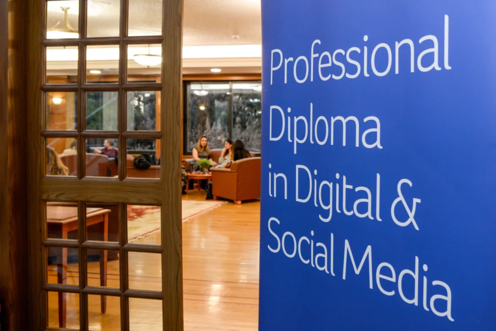 Δεύτερο έκτακτο course Digital & Social Media από τη KnowCrunch στην Αθήνα