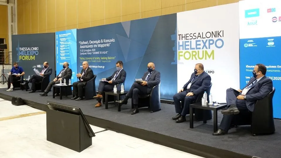 Μαρλαφέκας, Λουξ: Συνεργασία των Ελλήνων επιχειρηματιών, μέσω συγχωνεύσεων ή ομίλων