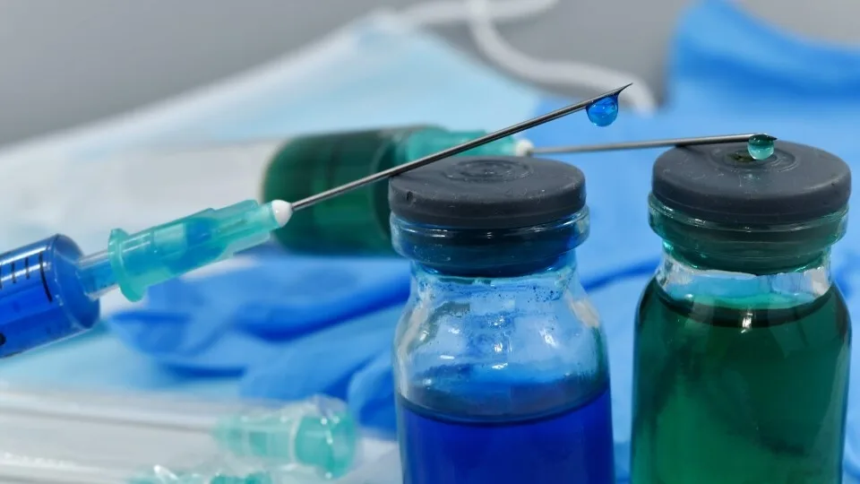 Ισραήλ: «Πράσινο φως» για 4η δόση εμβολίου - Σε ποιους θα δοθεί