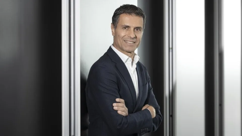 Ένας Έλληνας αναλαμβάνει το «τιμόνι» της Mercedes-Benz USA