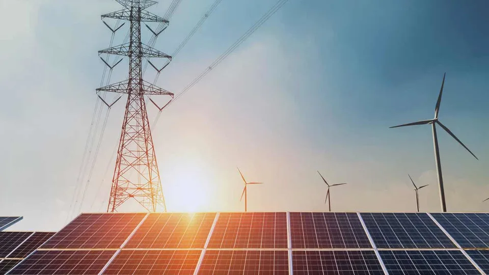 ​REPowerEU: Η ΕΕ επιταχύνει τις άδειες για ΑΠΕ - Στόχος η απεξάρτηση από το ρωσικό φυσικό αέριο​