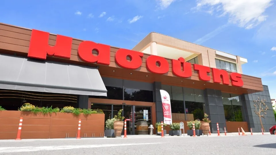 Μασούτης: Μοιράζει 3 εκατ. ευρώ στους εργαζόμενους της πρώτης γραμμής