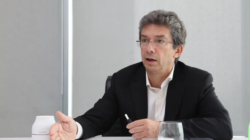 Ο Αντρέ Καλαντζόπουλος νέος πρόεδρος της Philip Morris International