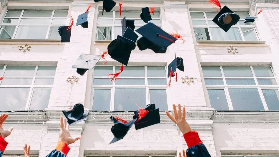 1.685 νέοι διδάκτορες αναγορεύθηκαν από ελληνικά ΑΕΙ το 2019 - Το 28,5% σε Ιατρική & Υγεία