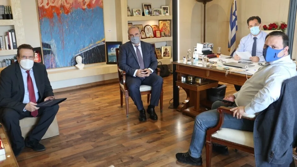 Τι συζήτησαν Υπ. Ανάπτυξης - ΕΣΕΕ για τη λειτουργία της αγοράς