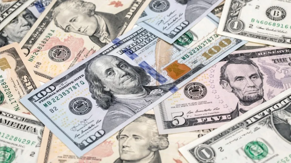 Η fintech «Millions» κληρώνει 1 εκατομμύριο και μοιράζει λεφτά στο Twitter