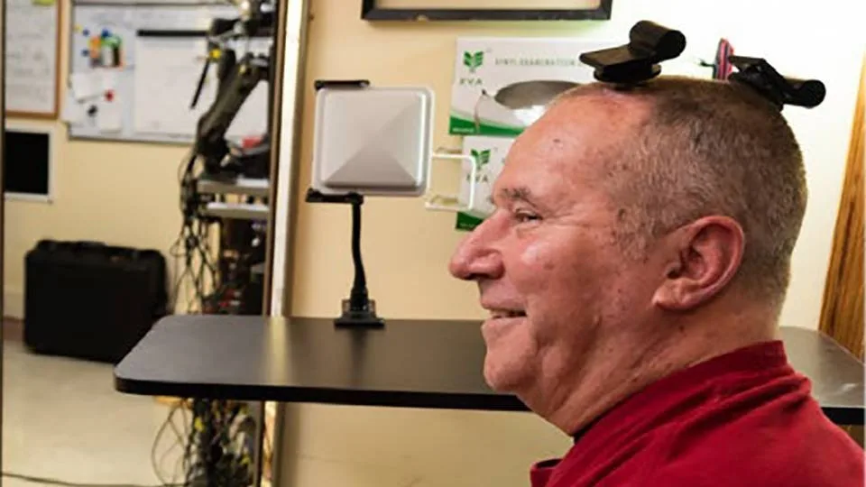 Με επιτυχία η πειραματική εφαρμογή ασύρματης διεπαφής εγκεφάλου - υπολογιστή