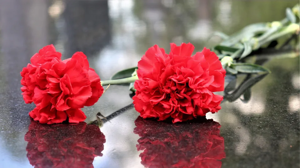 Την Τρίτη 7 Μαΐου μετατίθεται η αργία της Πρωτομαγιάς