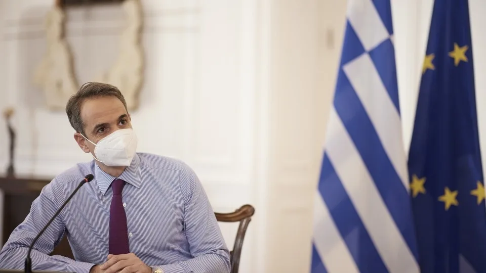 Πέντε φορολογικές και ασφαλιστικές ελαφρύνσεις για εργαζόμενους και επιχειρήσεις