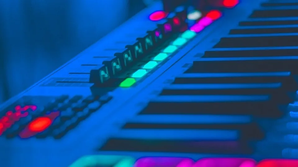 Παπαθανάσης για μουσική στην εστίαση: «Κάποια στιγμή και αυτή η απόφαση θα αλλάξει»