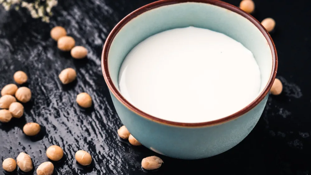 ΙΕΓ: Οι αυξήσεις σε καλαμπόκι και σόγια δεν δικαιολογούνται