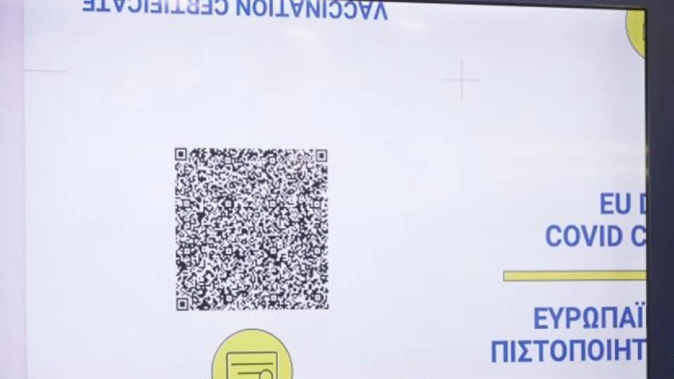 ​Στους 9 και 6 μήνες η διάρκεια για τα πιστοποιητικά εμβολιασμού και νόσησης αντίστοιχα