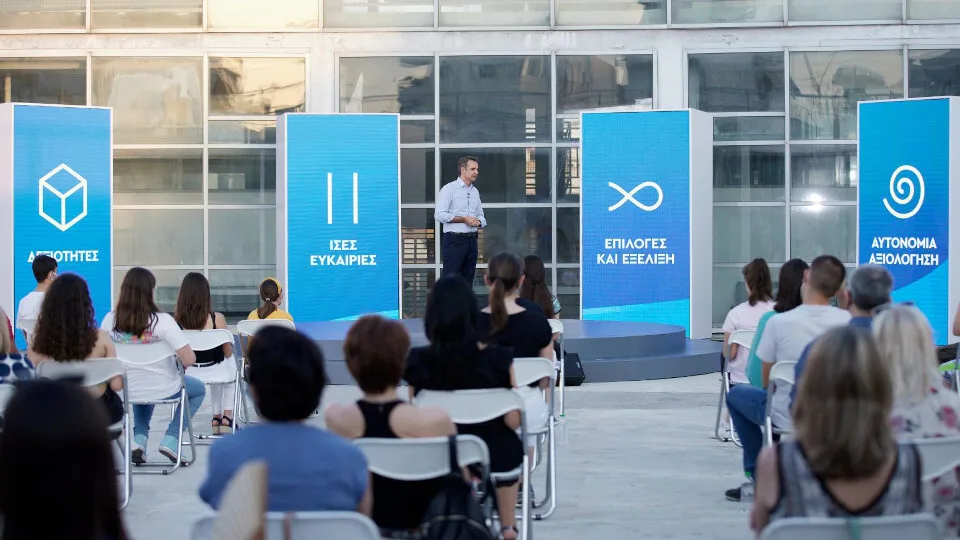 Παρουσίαση του νέου αναβαθμισμένου σχολείου από Μητσοτάκη - Κεραμέως | Οι 4 άξονες