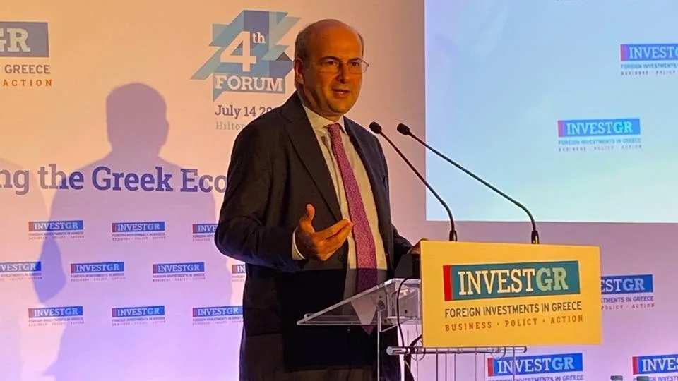 Χατζηδάκης: 1 δισ.  από το φθινόπωρο για προγράμματα κατάρτισης και επανακατάρτισης