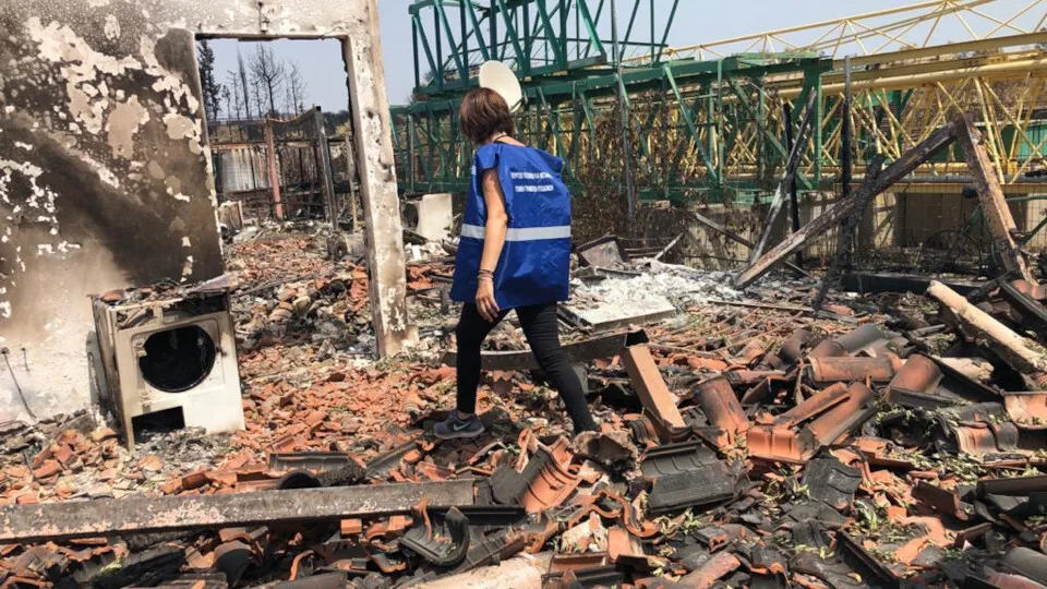 Πυρκαγιές: ​Συνεχίζονται οι έλεγχοι κτιρίων από συνεργεία του ΥΜΕ - 940 αυτοψίες