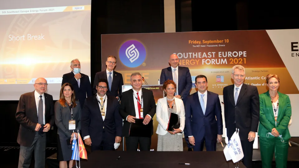 ΔΕΣΦΑ και NER JSC SKOPJE υπέγραψαν τη συμφωνία για τον αγωγό φυσικού αερίου Ελλάδας - Β. Μακεδονίας​