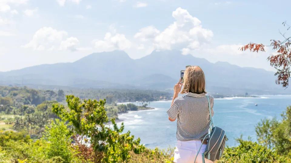 Κομισιόν: Κάλεσμα για την απόκτηση νέων δεξιοτήτων από τους εργαζομένους στον τουριστικό τομέα