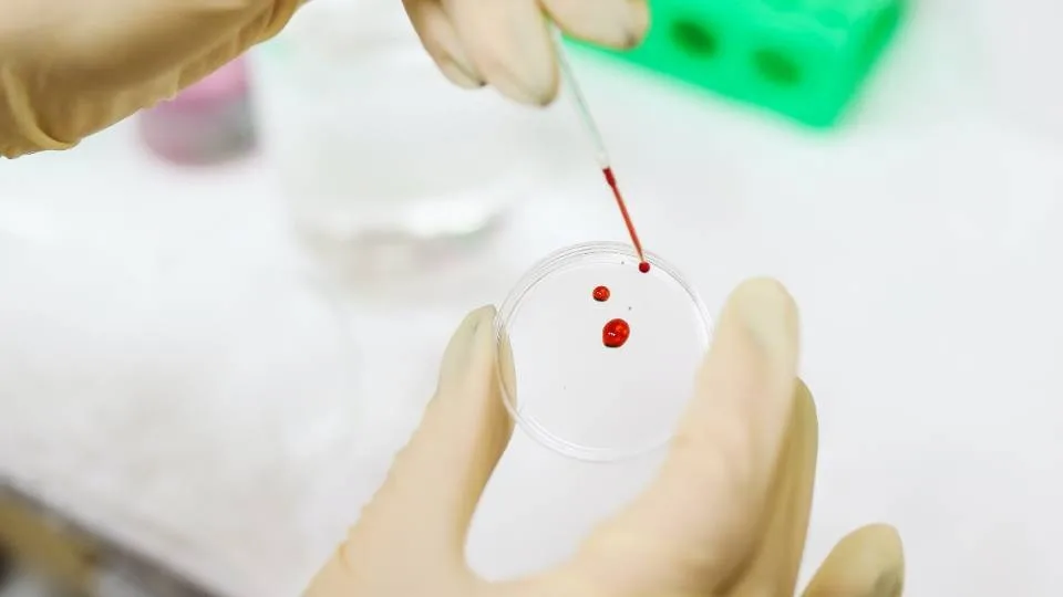 «Επαναστατική» εξέταση αίματος μπορεί να ανιχνεύσει 50 τύπους καρκίνου