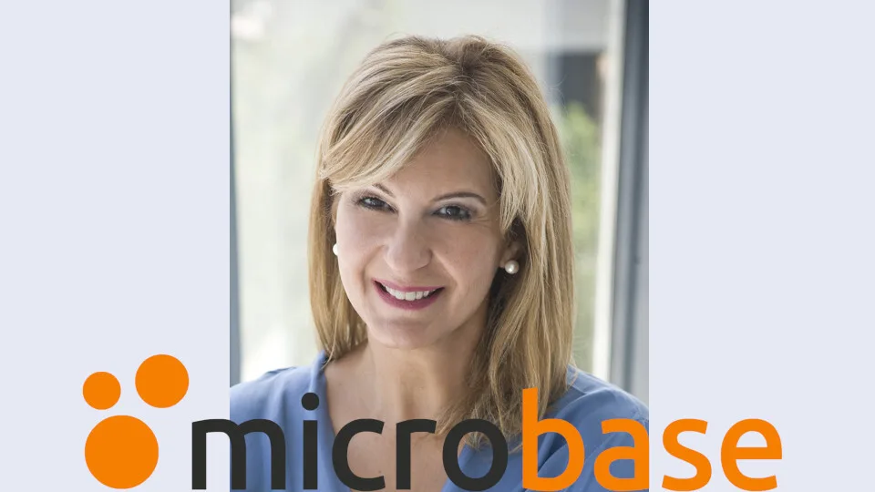 Στη Microbase η Μαργαρίτα Επιτροπάκη