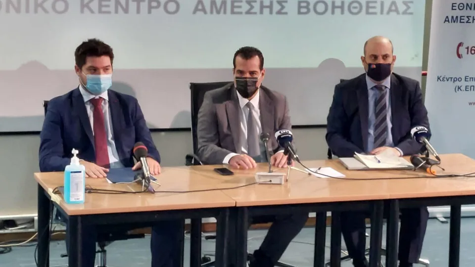 Πλεύρης: Η κοινωνία δεν θα κλείσει - Τι αλλάζει από Δευτέρα​​