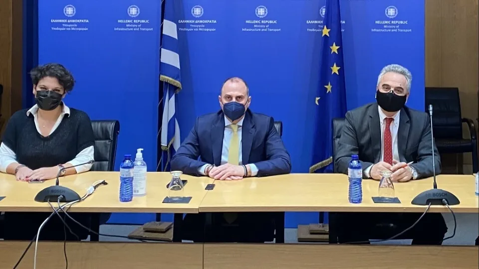 Σύμβαση για την αναβάθμιση της οδικής ασφάλειας στον αυτοκινητόδρομο «Πάτρα-Πύργος»