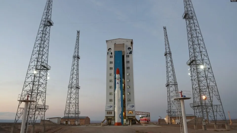 Αποτυχημένη διαστημική εκτόξευση για το Ιράν, ανησυχεί η Δύση