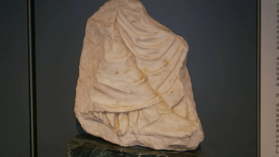 Επιστρέφει στην Ελλάδα θραύσμα του Παρθενώνα από το Μουσείο Antonino Salinas