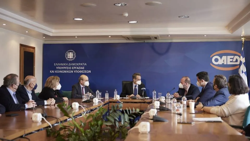 86.000 νέες θέσεις εργασίας το 2022, από τα προγράμματα του ΟΑΕΔ