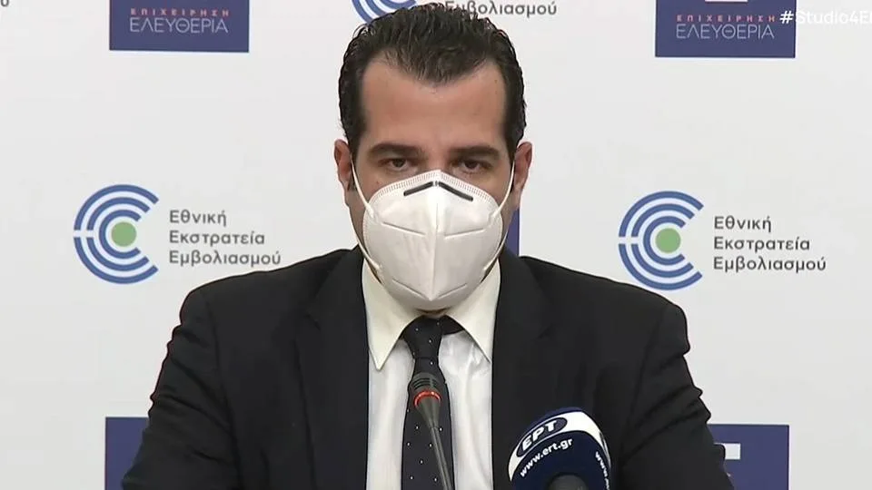 ​Πλεύρης: Σύντομα η μάσκα θα υπάρχει ως σύσταση στους εξωτερικούς χώρους