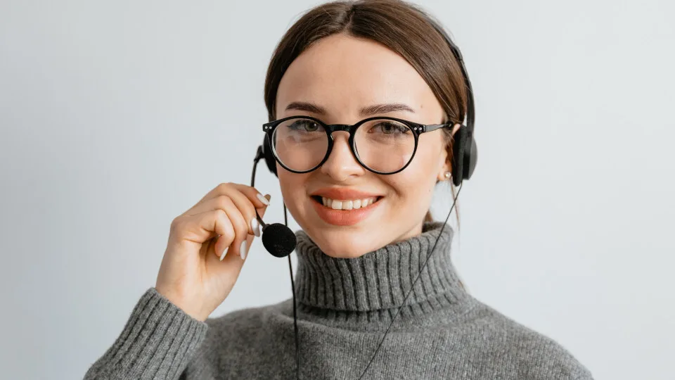 Ξεπέρασαν το 1 εκατ. οι απαντημένες κλήσεις στο 1555 μέσα σε 6 μήνες