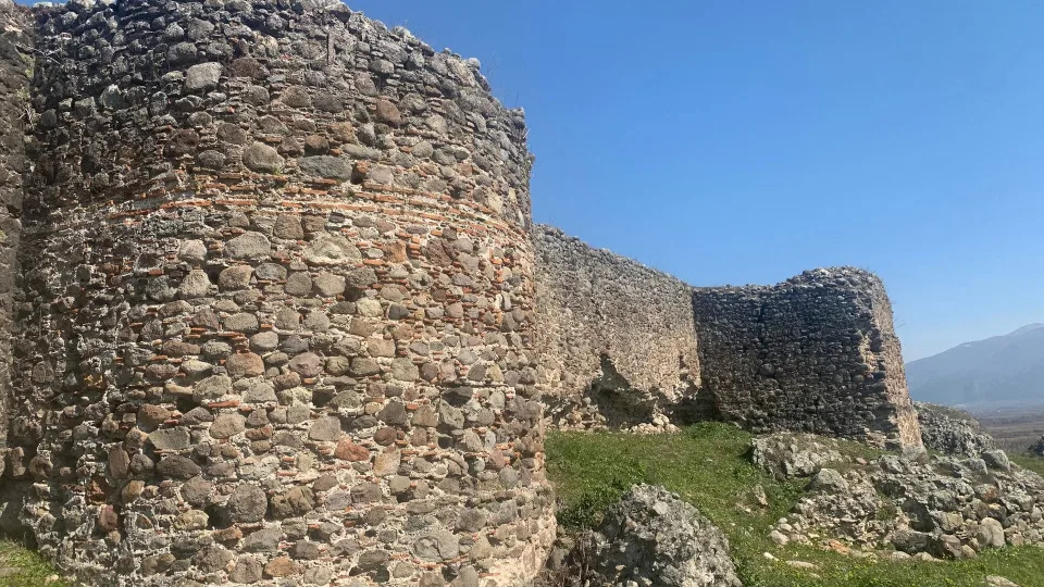 ΥΠΠΟΑ: Χρηματοδότηση από το Ταμείο Ανάκαμψης και το ΕΣΠΑ έργων σε μνημεία στην Πέλλα